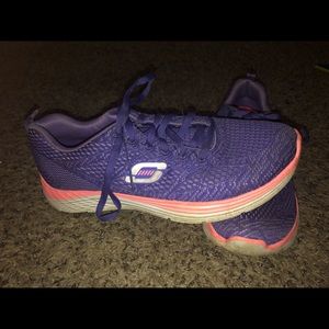 Memory foam sneakers